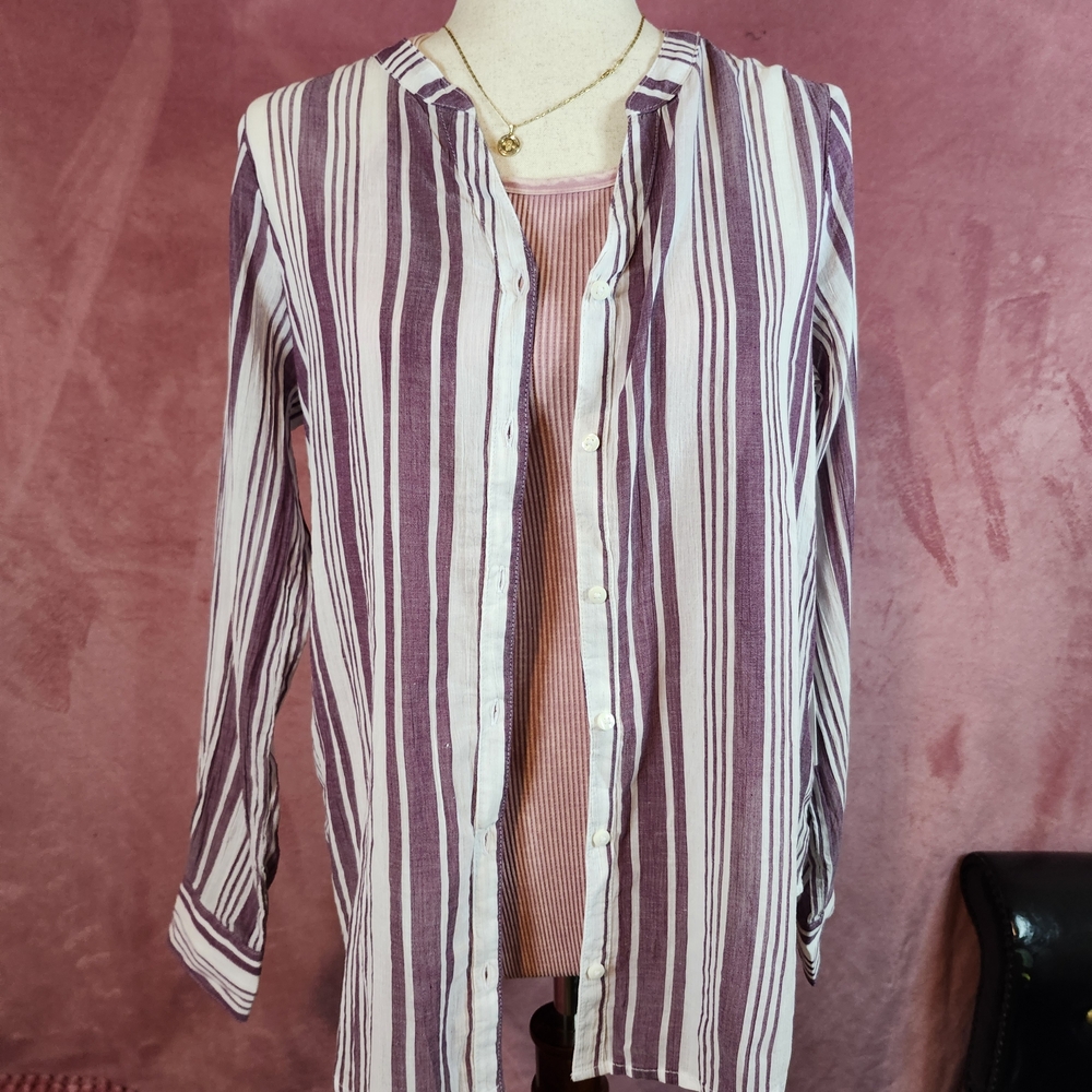 Liz Claiborne Purple and Cream Striped Blouse Sz Xs